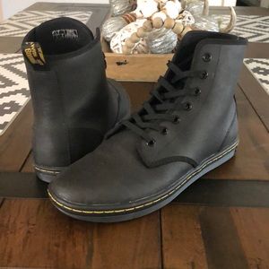 Dr. Martens Shoreditch US9